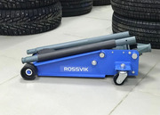 Домкрат подкатной гидравлический Rossvik V3 NEW